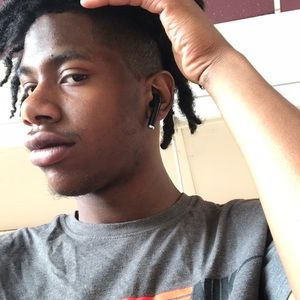 Meet your Posher, Lataj